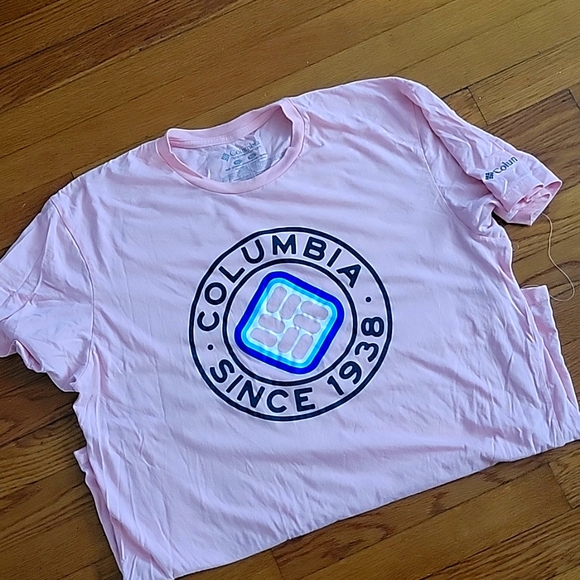 Columbia Pink Tshirt - Picture 1 of 1